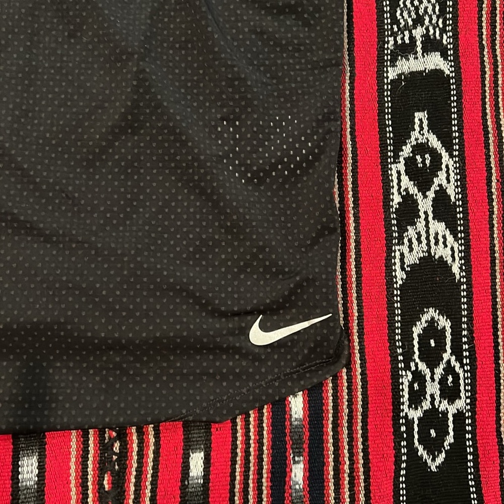 Nike Mesh Top, Size M - Picture 4 of 5